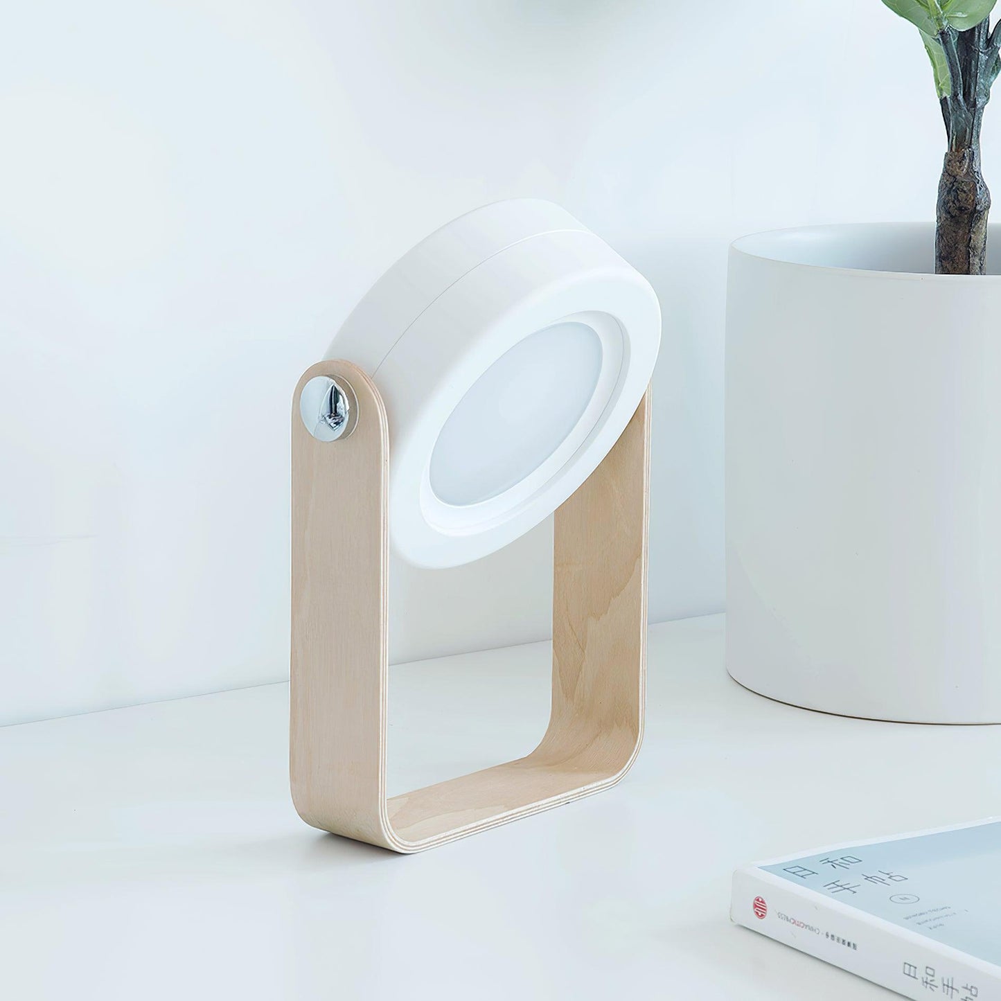 Terna Portable Table Lamp