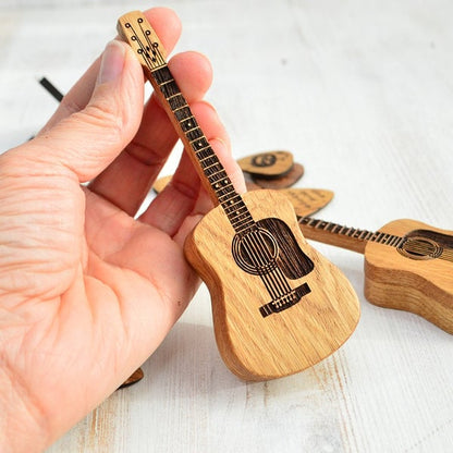 ToneBox Guitar - Guitar Pick Box with Stand