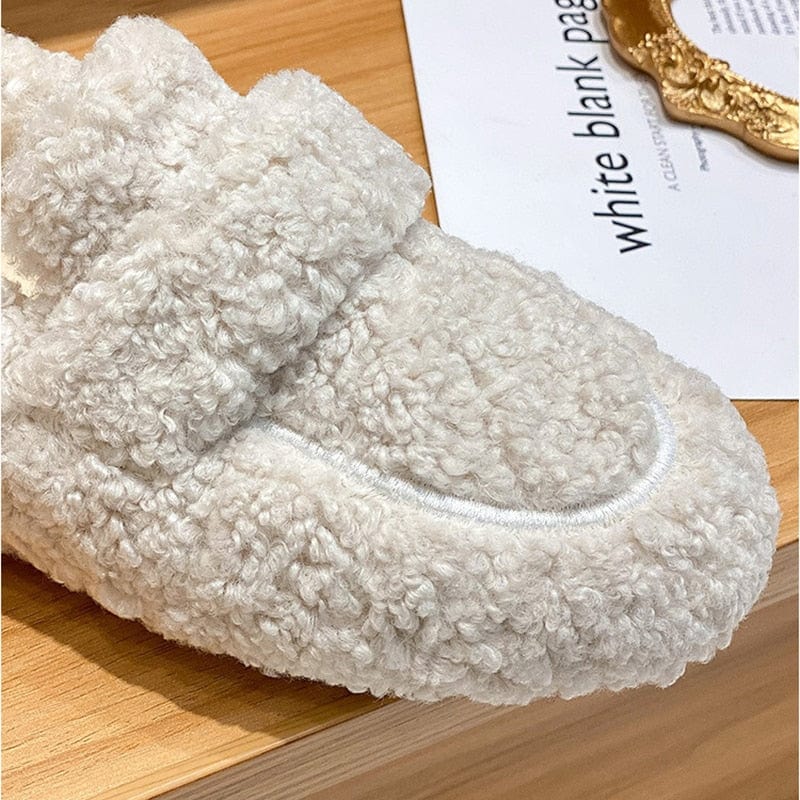 ComfyCloud | Step into Comfort with Plush Moccasins!